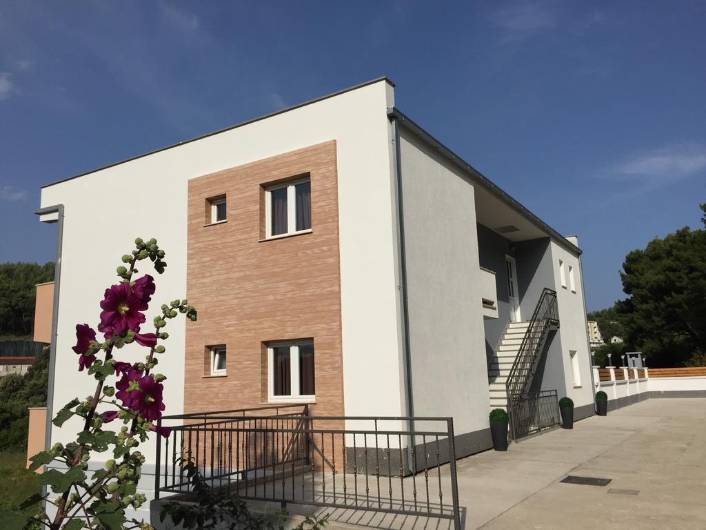 Apartments Villa Katija Drvenik  Exterior foto